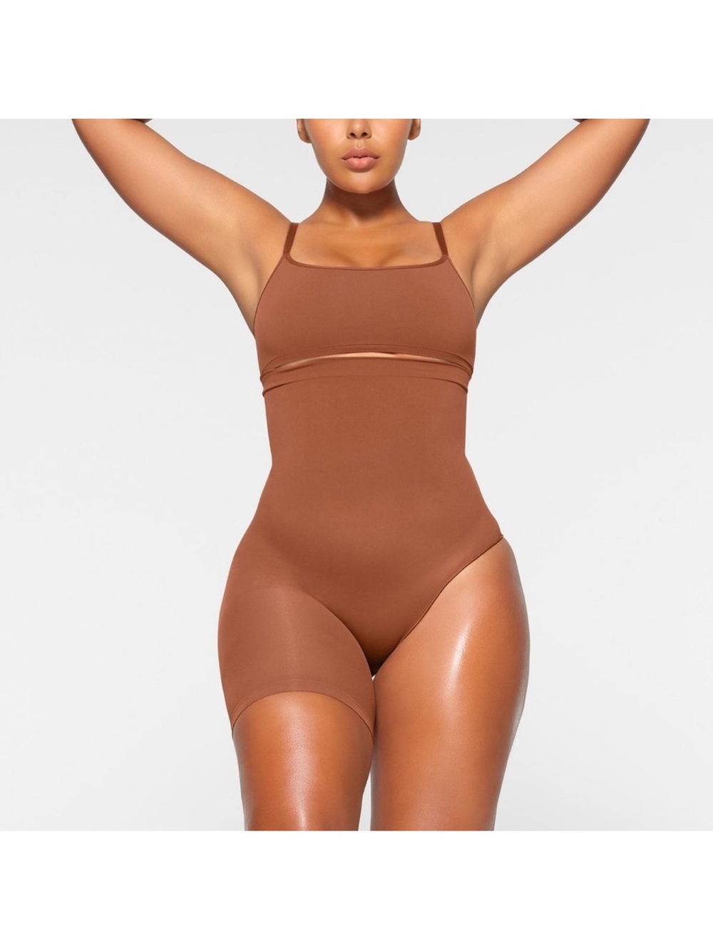SKIMS Seamless Sculpt Solution Left Leg Exposed Bronze Shorts NEW size M